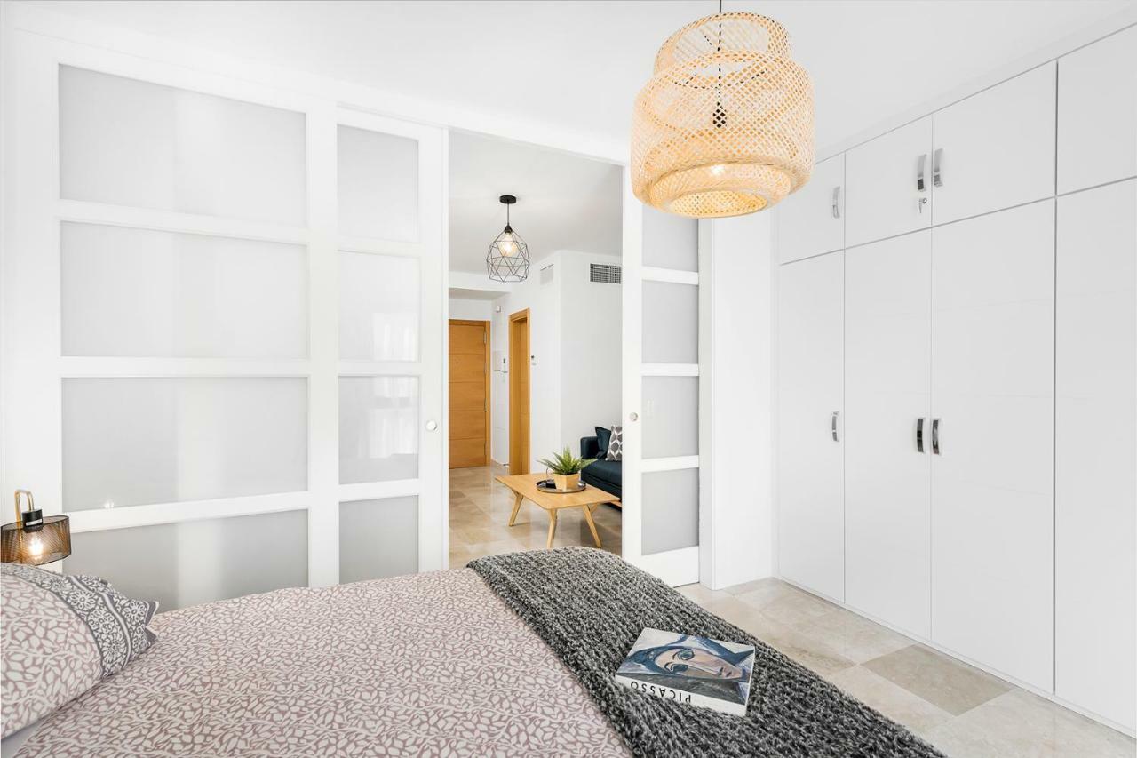 Apartamento Lujo Ancha Del Carmen Malaga Exterior photo